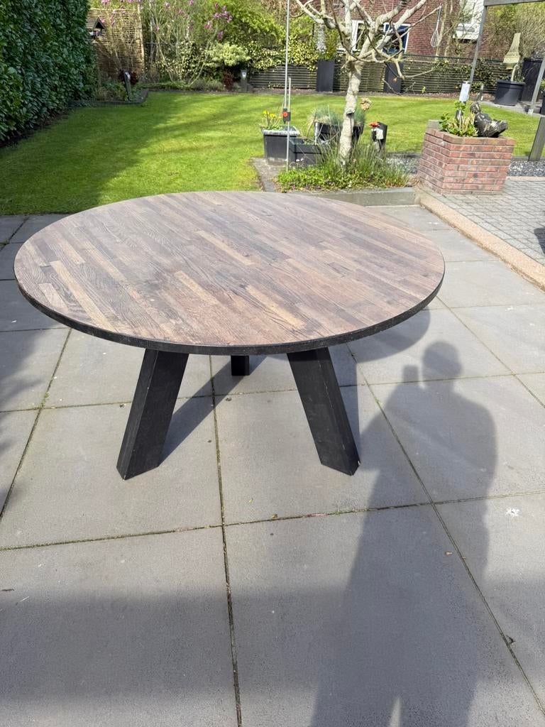 Ronde tafel, Ophalen of Verzenden, Zo goed als nieuw, Rond, Kunststof