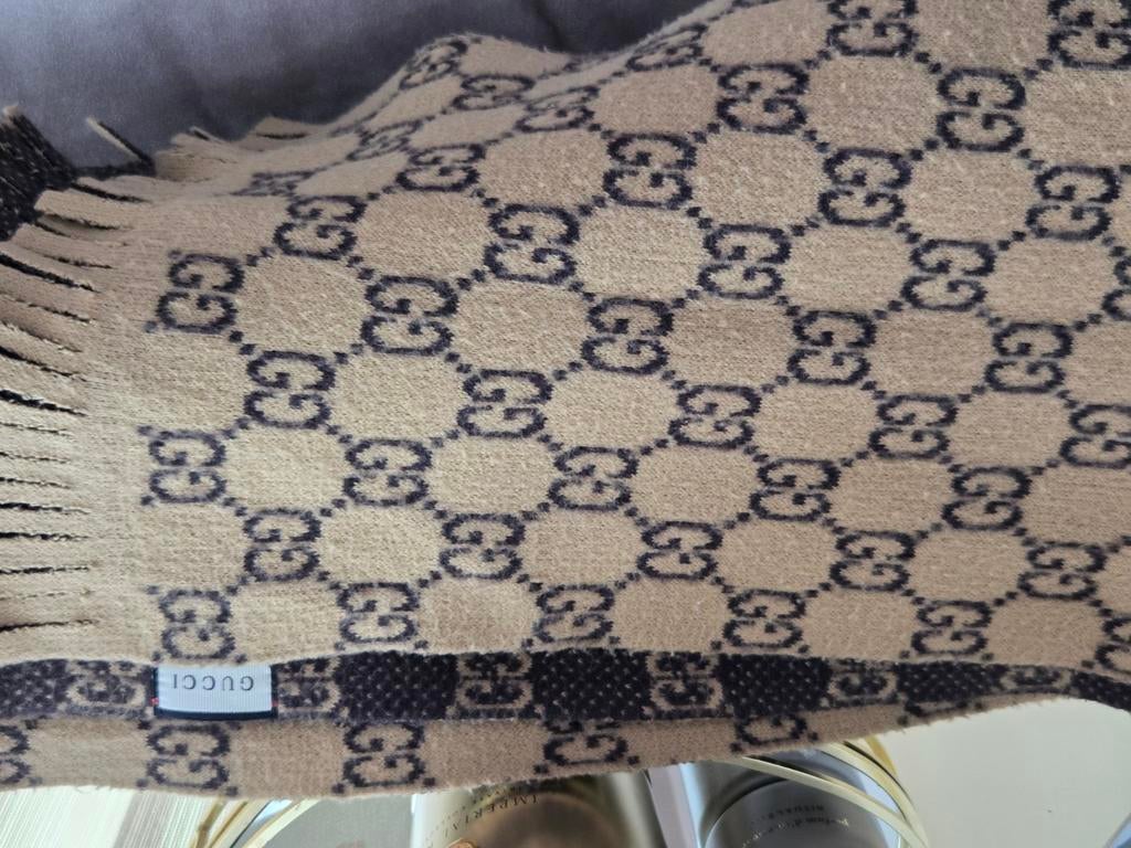 Gucci sjaal met GG-monogram, Gucci, Ophalen of Verzenden, Gedragen, Sjaal