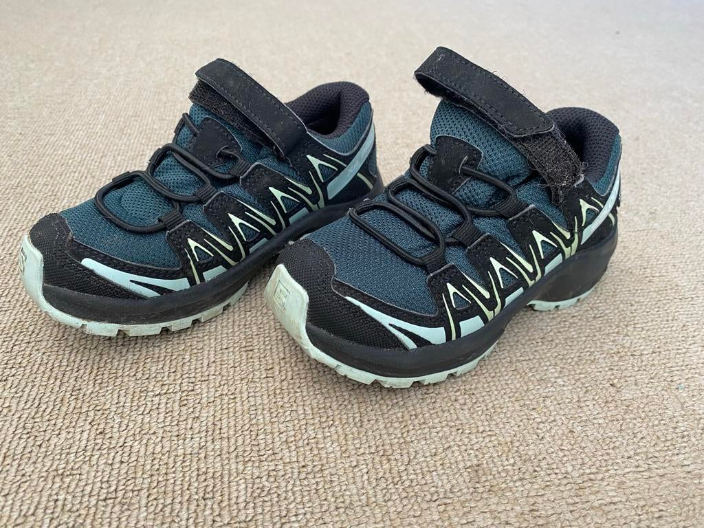 Salomon kind wandelschoenen maat 26 - Zo goed als nieuw, Kinderen en Baby's, Kinderkleding | Schoenen en Sokken, Jongen of Meisje