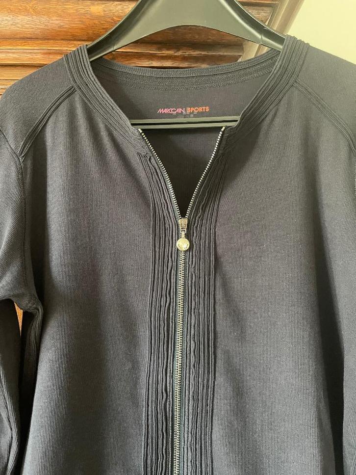 Nieuw vestje van Marccain blauw, Kleding | Dames, Truien en Vesten, Nieuw, Maat 38/40 (M), Blauw, Ophalen of Verzenden