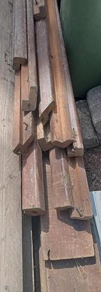 15 HARD HOUTEN HOEKLATTEN, Ophalen, Gebruikt, 25 tot 50 mm, Plank