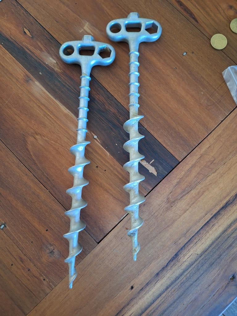 Hondenpen grondpen, Ophalen