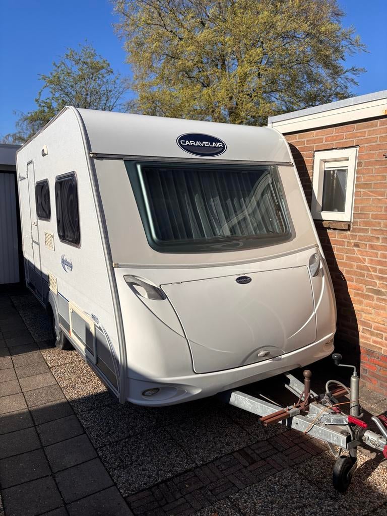 Caravelair Caravan Ambiance Style 390, Standaardzit, Omvormbare zithoek, 750 - 1000 kg, Particulier