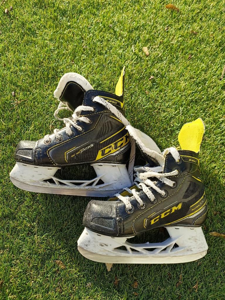 CCM ijshockey schaatsen yth12/maat31, Ophalen of Verzenden, Gebruikt, Schaatsen