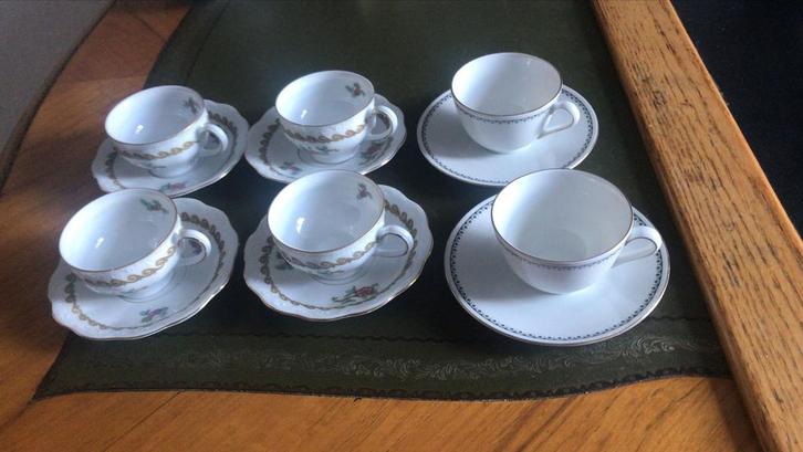 Porseleinen kop en schotel set, Antiek en Kunst, Antiek | Porselein, Ophalen of Verzenden