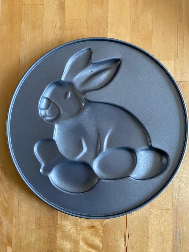 Paas Bakvorm Pasen Springvorm bodem Konijn zgan! ., Ophalen of Verzenden, Zo goed als nieuw