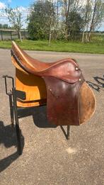 Bruin springzadel, Ophalen of Verzenden, Zo goed als nieuw