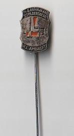 volmetaal speld Fa S Drinkwaard schildersbedr. H.I.Ambacht, Ophalen of Verzenden, Overige onderwerpen, Speldje of Pin