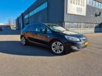 Opel Astra 1.4 Turbo Ecotec 103KW 5-D 2011 Zwart, Auto's, Voorwielaandrijving, Stof, 4 cilinders, Zwart