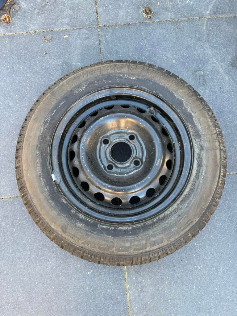 Autoband op velg 165/70 R13, Ophalen, Zo goed als nieuw