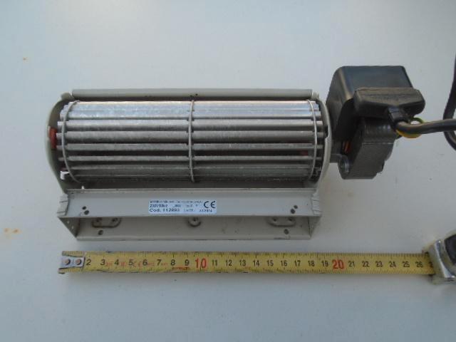 #03983 Dwarsstroomventilator Emmevi/ Milano, Hobby en Vrije tijd, Elektronica-componenten, Gebruikt, Ophalen of Verzenden