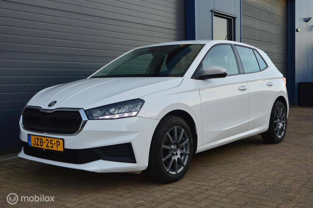 Skoda Fabia 1.0 TSI Active, Auto's, Skoda, Bedrijf, Te koop, Fabia, ABS, Airbags, Airconditioning, Alarm, Bluetooth, Boordcomputer