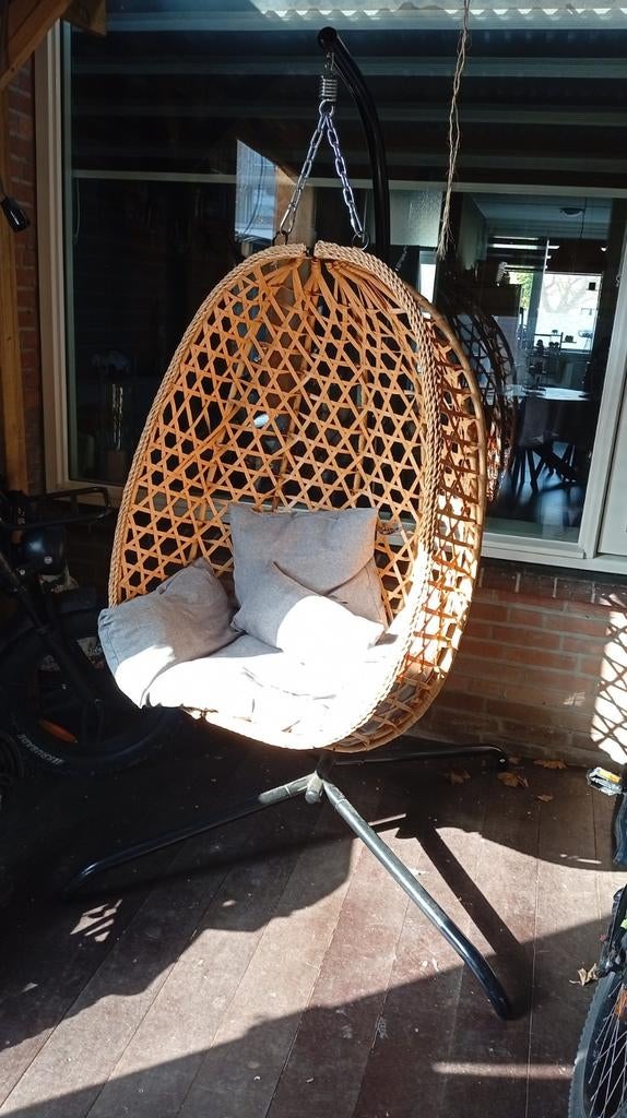 Egg stoel ei stoel, Tuin en Terras, Hangmatten, Ophalen, Zo goed als nieuw, Met standaard, Eenpersoons
