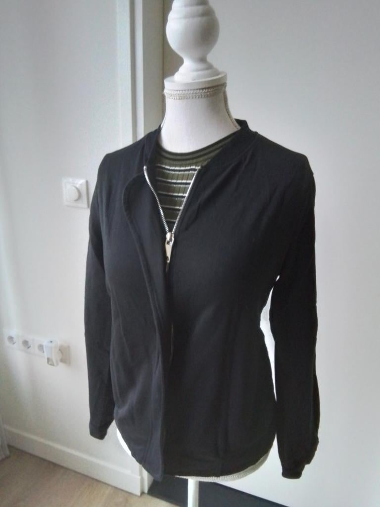 Izgst zwart jasje Savinni draagmaat XS, Kleding | Dames, Savinni, Zwart, Ophalen of Verzenden, Jasje