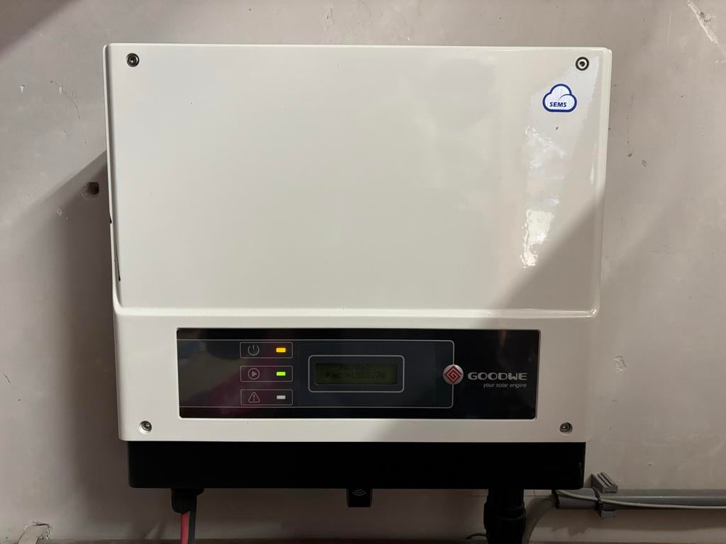 Goodwe GW2000-NS 1-fase omvormer 2000W met WiFi, Ophalen of Verzenden, Zo goed als nieuw