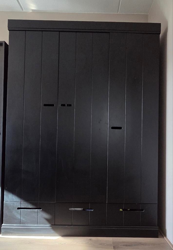 Woood Connect Kledingkast Zwart - Ruime en Stijlvolle Kast, Huis en Inrichting, 100 tot 150 cm, 200 cm of meer, Zo goed als nieuw