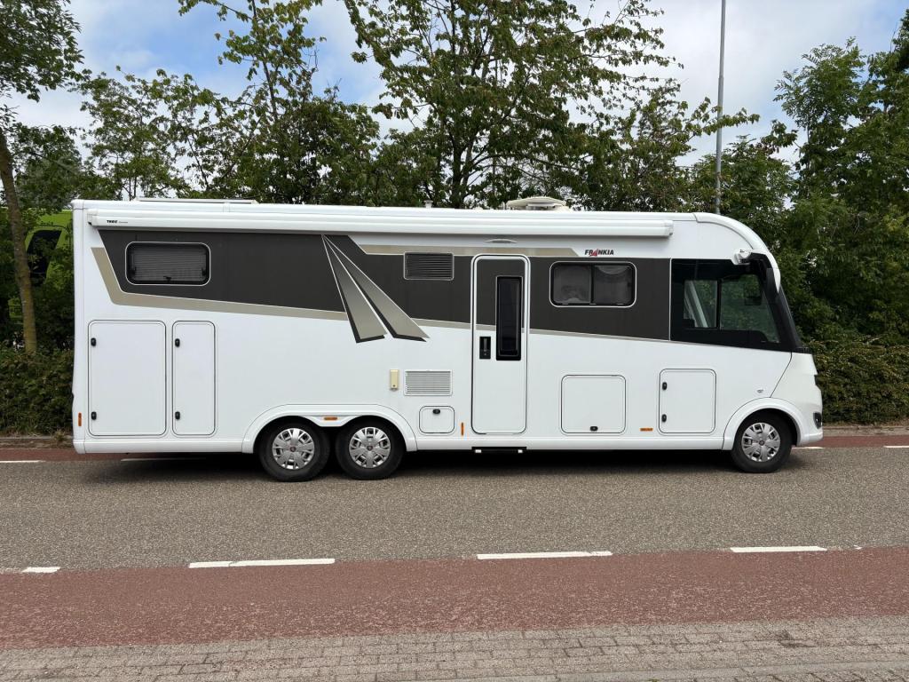 Frankia F-Line 840 GD Automaat L bedden, Ringverwarming, Bedrijf, Diesel, Luifel