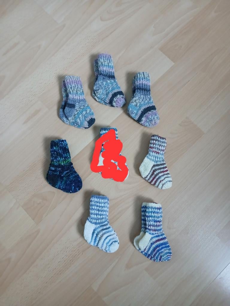 Handgebreide babysokjes/sokjes. 75% wol., Kinderen en Baby's, Babykleding | Schoentjes en Sokjes, Verzenden, Nieuw, Jongetje of Meisje