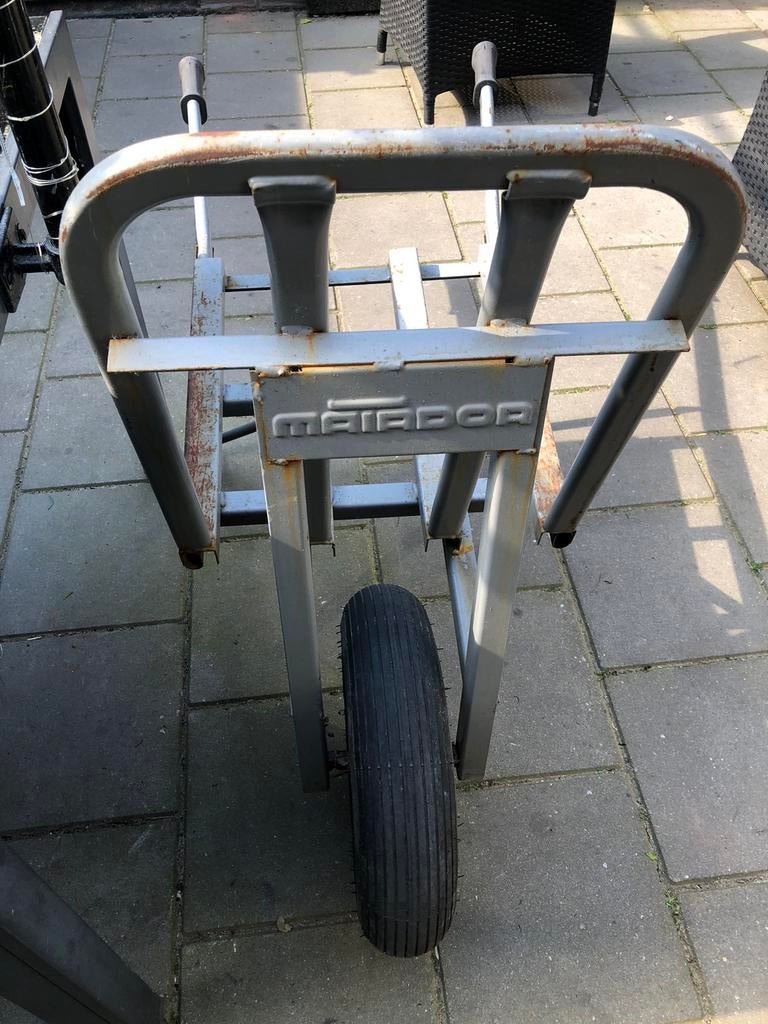 Steen kruiwagen matador, Ophalen, Gebruikt, Transportkar