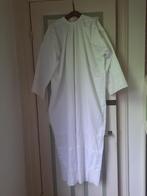 3 onderjurken (albes) van de Sint, Ophalen, Gebruikt