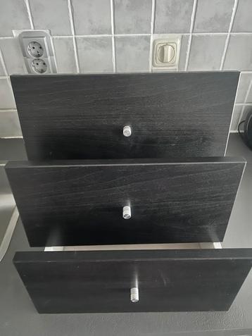 Drie lades ikea kallax kast zwart beschikbaar voor biedingen