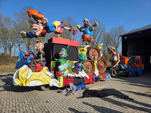 Polyester carnavalswagen, Kleding | Dames, Carnavalskleding en Feestkleding, Zo goed als nieuw, Ophalen