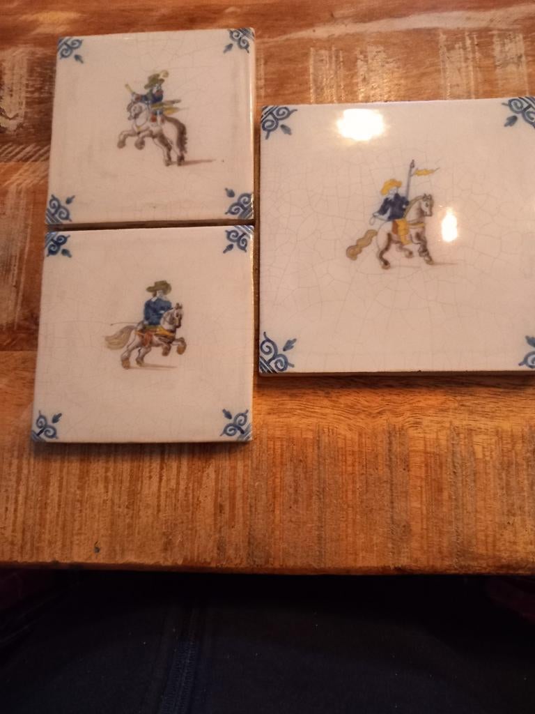 Oude tegels uit Makkum, Ophalen of Verzenden