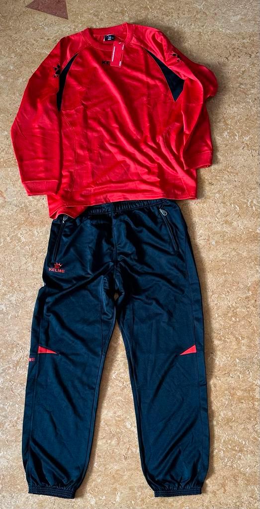 Kelme Sparta Trainingspak XXL - Nieuw!, Kleding | Heren, Sportkleding, Nieuw, Voetbal, Overige maten, Rood, Verzenden