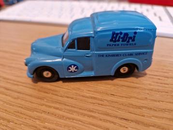 Corgi Morris Minor Van  Paper Towels beschikbaar voor biedingen