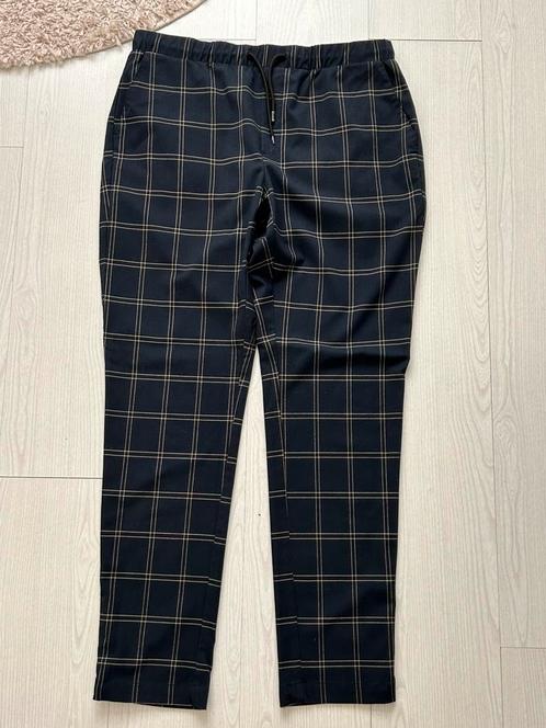 Mooie DAZ broek Daily Aesthetitz Tikz maat XL voor SPOTPRIJS, Kleding | Heren, Broeken en Pantalons, Zo goed als nieuw, Maat 56/58 (XL)