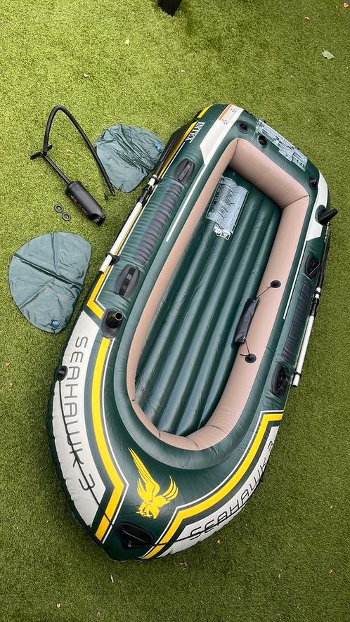 Grote 3 persoons intex opblaasboot (zgan), Watersport en Boten, Kano's, Zo goed als nieuw, Overige typen, Twee personen, Ophalen
