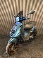 PIAGGIO ZIP 4T 3V 2022 BROM FULL OPTION GLANS CAMELEON, Fietsen en Brommers, Scooters | Piaggio, Ophalen, Maximaal 45 km/u, Zip