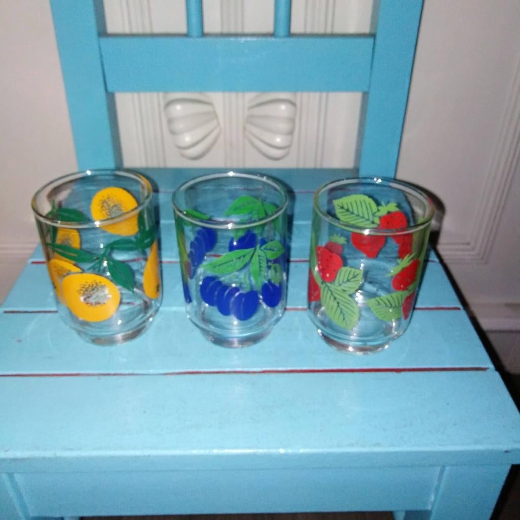Vintage kleine limonadeglaasjes / sapglaasjes 5 stuks, Ophalen, Huis en Inrichting