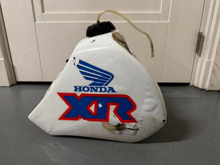 Benzinetank Honda XR 1991, Motoren, Onderdelen | Honda, Gebruikt, Ophalen of Verzenden