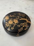 Japans lakdoosje ( handpainted), Antiek en Kunst, Ophalen of Verzenden