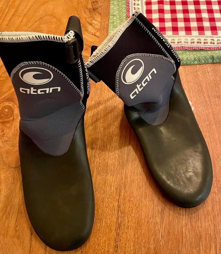 Surfschoenen surf booties  Maat 39 Atan Barefoot Titanium, Watersport en Boten, Watersportkleding, Nieuw, Zeil- of Surfschoenen