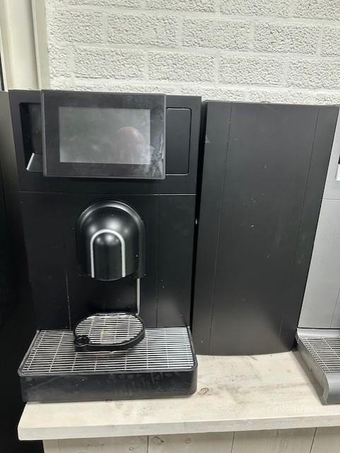 Koffiemachine Schaerer Prime met melkkoeler, Witgoed en Apparatuur, Koffiezetapparaten, Zo goed als nieuw, Koffiebonen, Koffiemachine