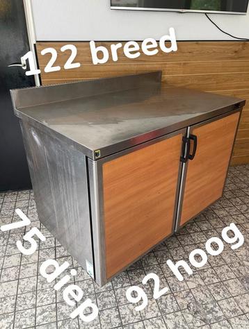 koelkast beschikbaar voor biedingen