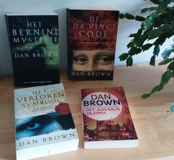 Dan Brown (4 boeken) o.a: De Da Vinci code, Bernini Mysterie beschikbaar voor biedingen