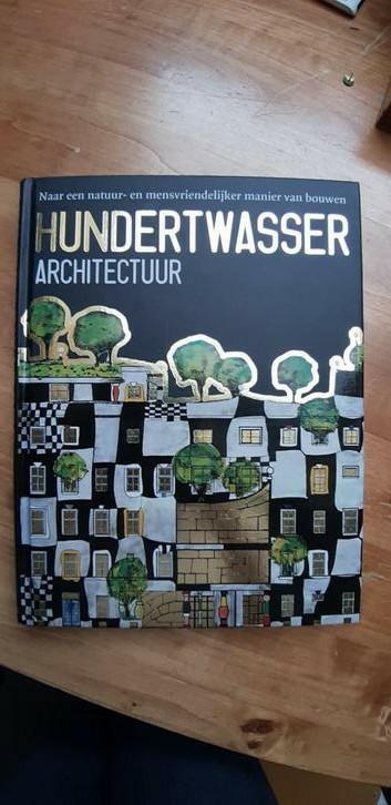 Hundertwasser Architectuur - Prachtig boek!, Boeken, Kunst en Cultuur | Architectuur, Zo goed als nieuw, Ophalen