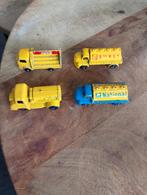Te koop 4 stuks model autos Alleen ophalen, Hobby en Vrije tijd, Modelauto's | 1:87, Ophalen, Zo goed als nieuw, Bus of Vrachtwagen