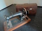 Vintage naaimachine voor decoratie, Antiek en Kunst, Antiek | Naaimachines, Ophalen