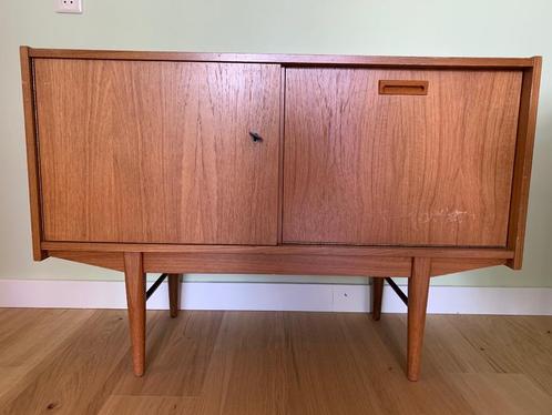 Fristho Franeker NL vintage dressoir, teakfineer, mid-centur, Huis en Inrichting, Kasten | Dressoirs, Gebruikt, 100 tot 150 cm