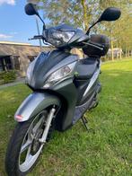 Honda Vision Scouter. Goed onderhouden, weinig kilometers 1e, Fietsen en Brommers, Ophalen, Overige modellen, Maximaal 45 km/u