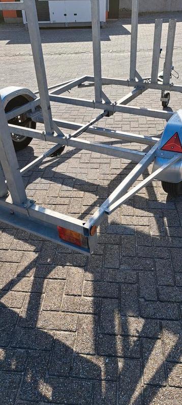 Altrex rolsteiger met of zonder gesloten Aanhanger  beschikbaar voor biedingen