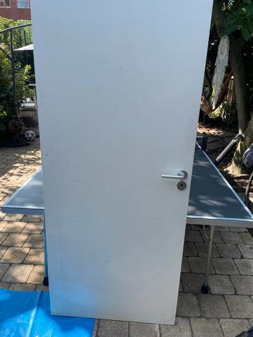 Witte Binnendeur 205x82x40cm beschikbaar voor biedingen