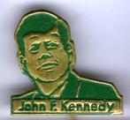 John F. Kennedy groen op koper president speldje ( S_031 ), Verzamelen, Speldjes, Pins en Buttons, Verzenden, Zo goed als nieuw