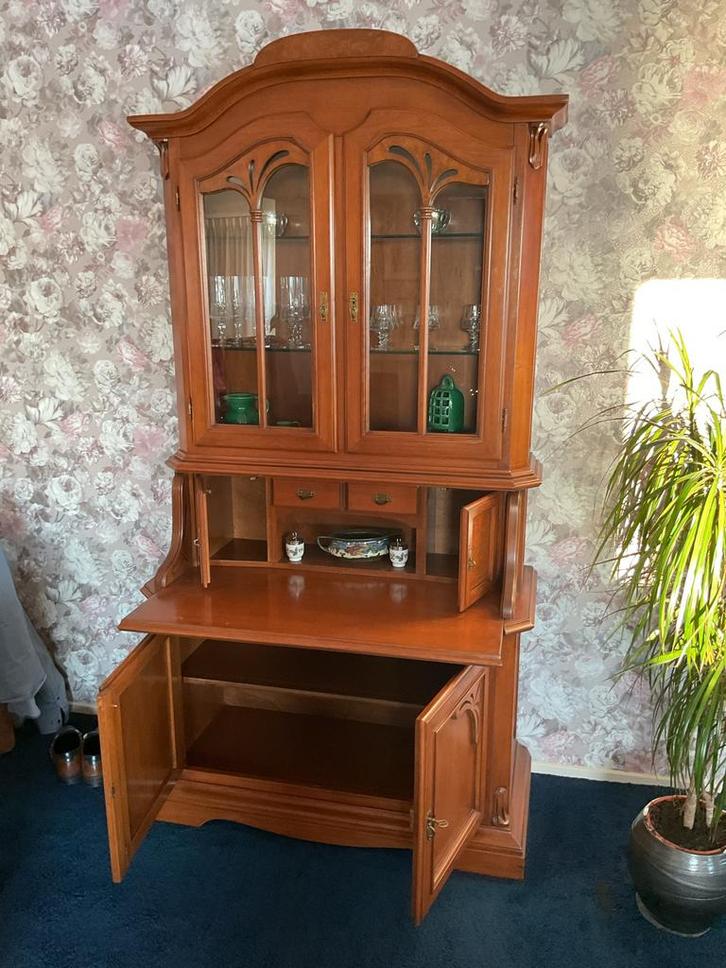 Kersenhouten vitrinekast met bureau, Huis en Inrichting, Kasten | Secretaires, Gebruikt, Ophalen of Verzenden