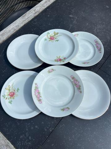 Wit porselein Epiag Thun ontbijtbord roze bloem goud,vintage beschikbaar voor biedingen
