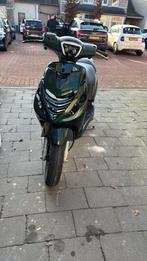 Piaggio zip, Fietsen en Brommers, Scooters | Piaggio, Ophalen, Zo goed als nieuw, Benzine, Zip